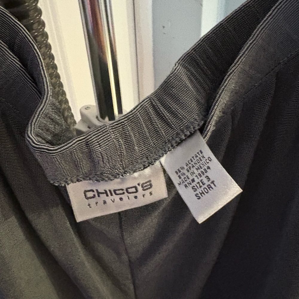 Chico's Dark Gray Travelers Pants - sz3(XL) (P25) - Picture 3 of 3